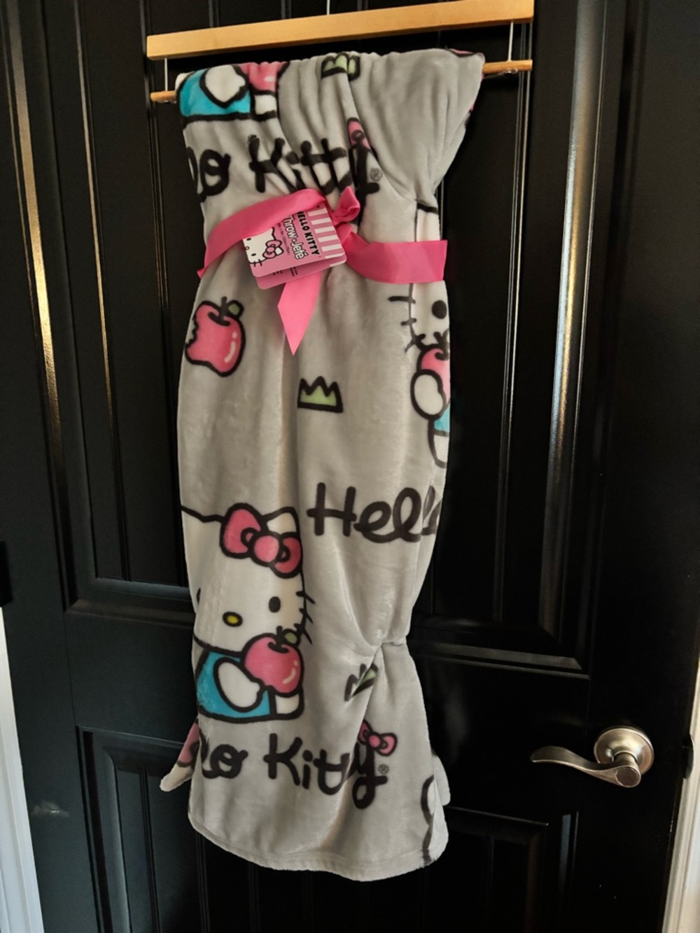 Hello Kitty Gray Plush Blanket with Pink Bow Accents